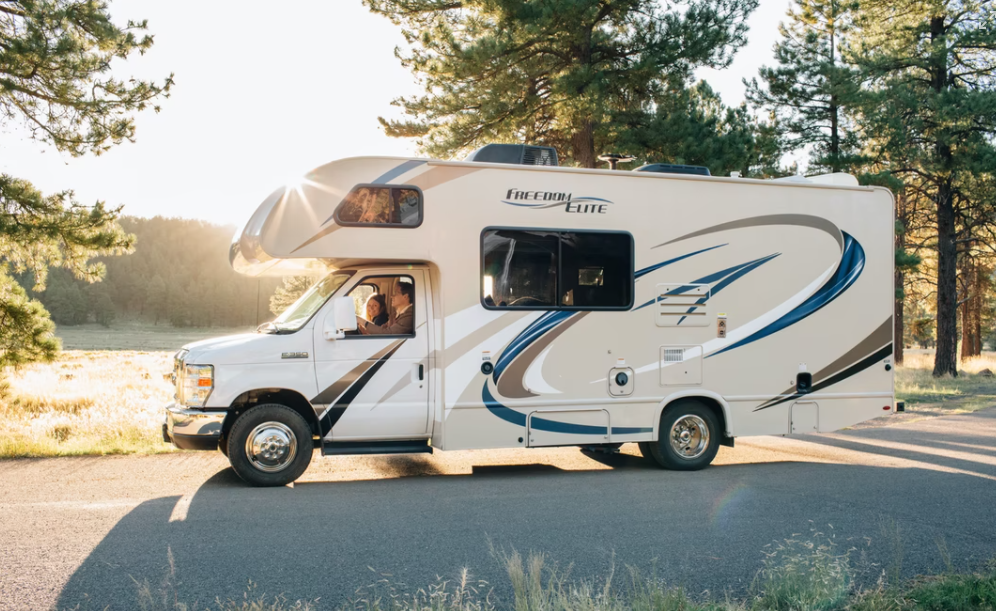 Best RV Storage in Los Angeles County with Don Temple Storage